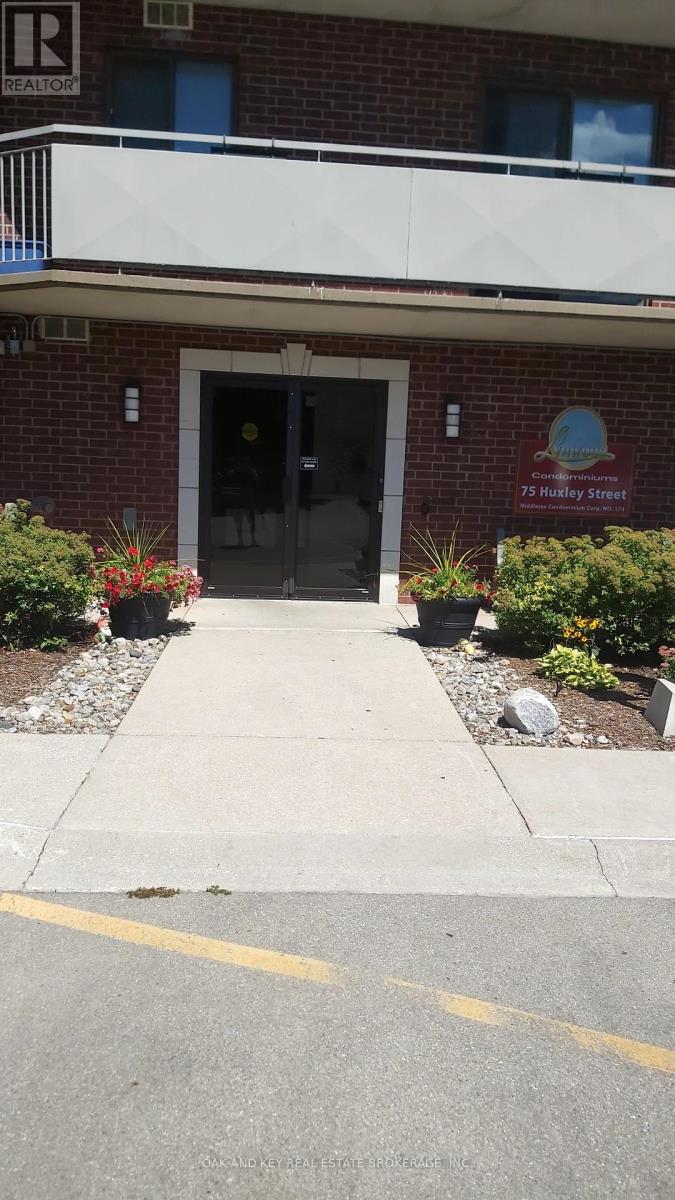 Photo 5 of 703 75 Huxley Street, London South ON