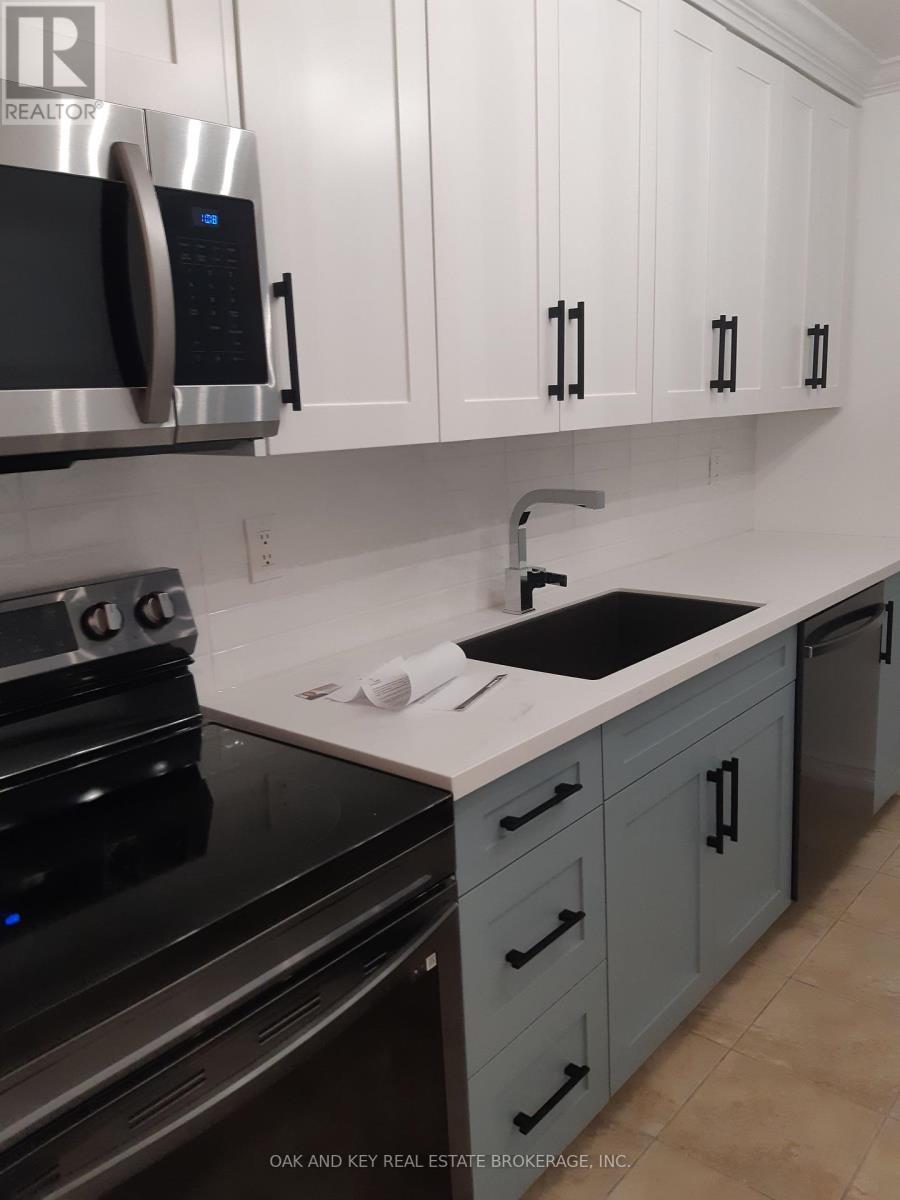 Photo 3 of 703 75 Huxley Street, London South ON