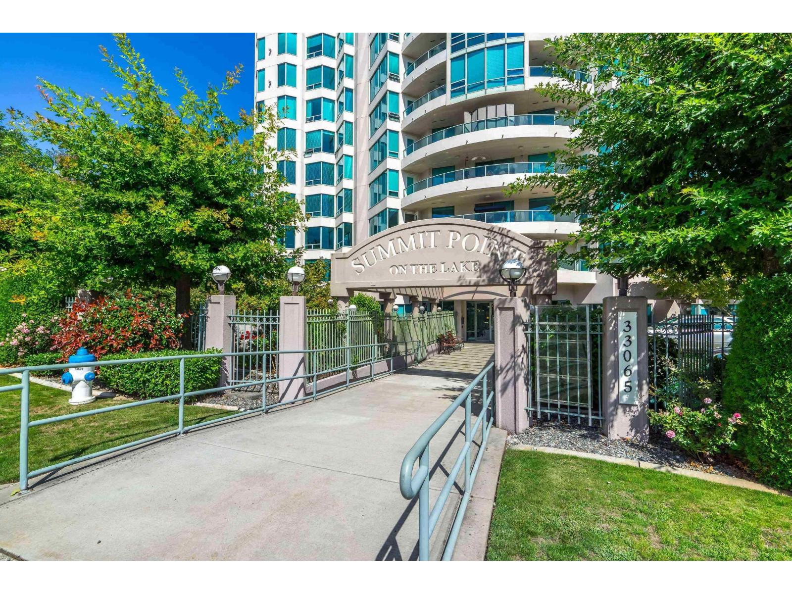 Photo 1 of 1202 33065 Mill Lake Road, Abbotsford BC