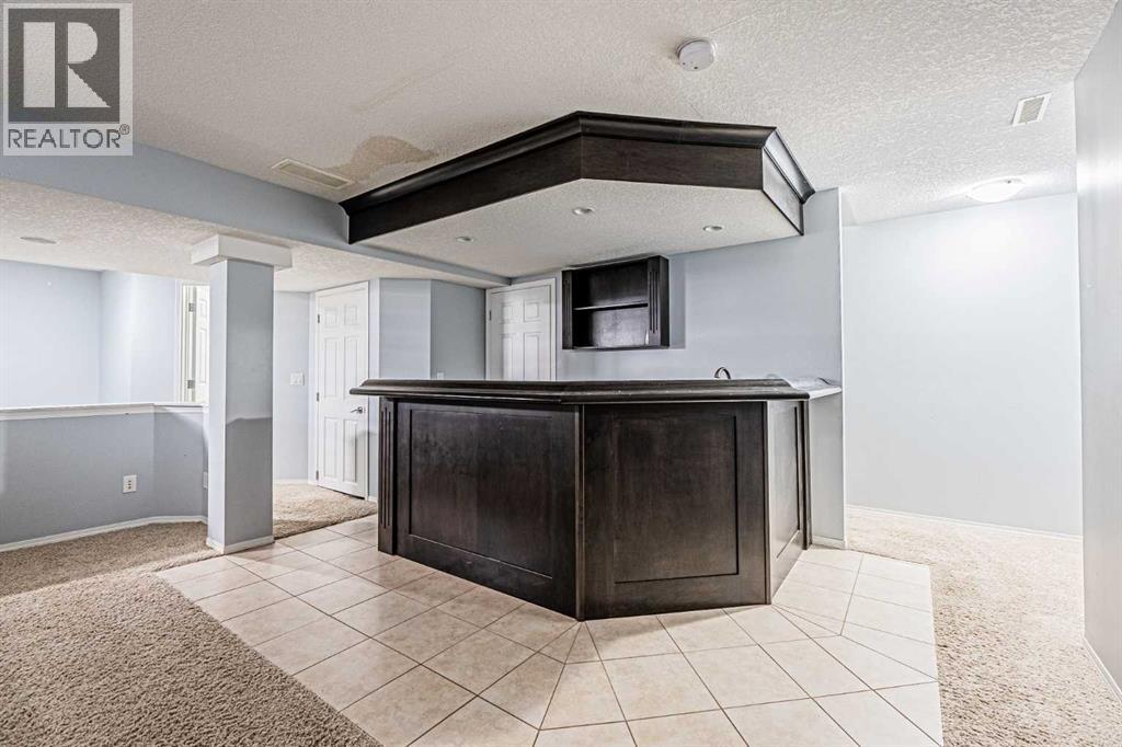 Photo 5 of 83 Marthas Close Ne, Calgary AB