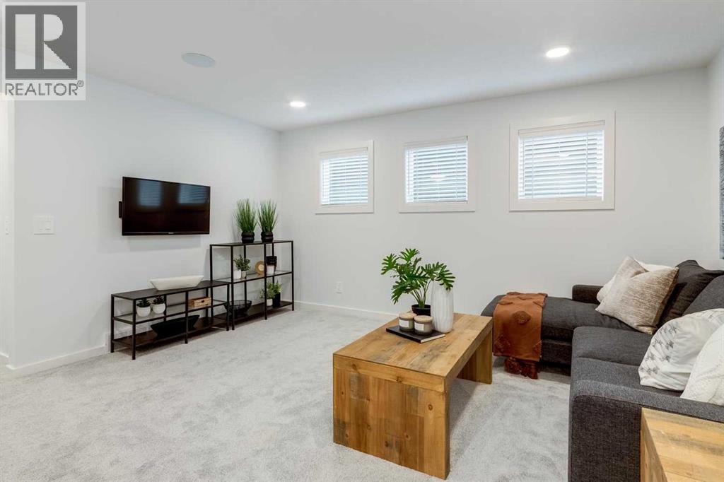 Single Family House for Sale in  Mallard Grove SE Rangeview Calgary 