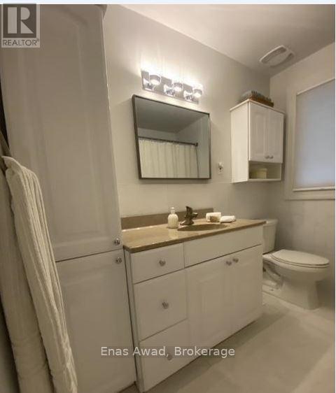 Photo 2 of 6 Firwood Crescent, Toronto ON