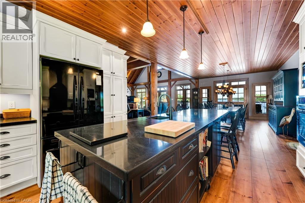 Photo 20 of 990 Hasketts Drive, Port Severn ON