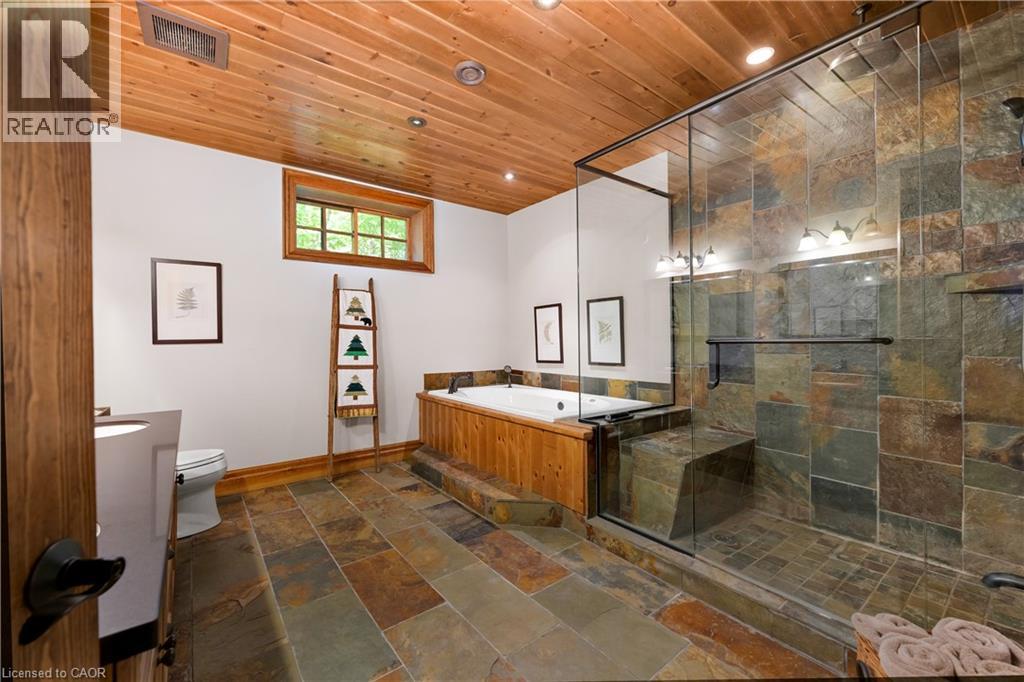 Photo 14 of 990 Hasketts Drive, Port Severn ON