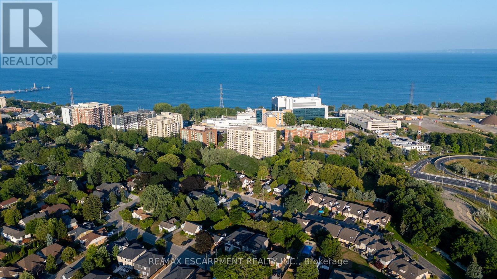 Photo 33 of 302 1201 North Shore Boulevard E, Burlington ON