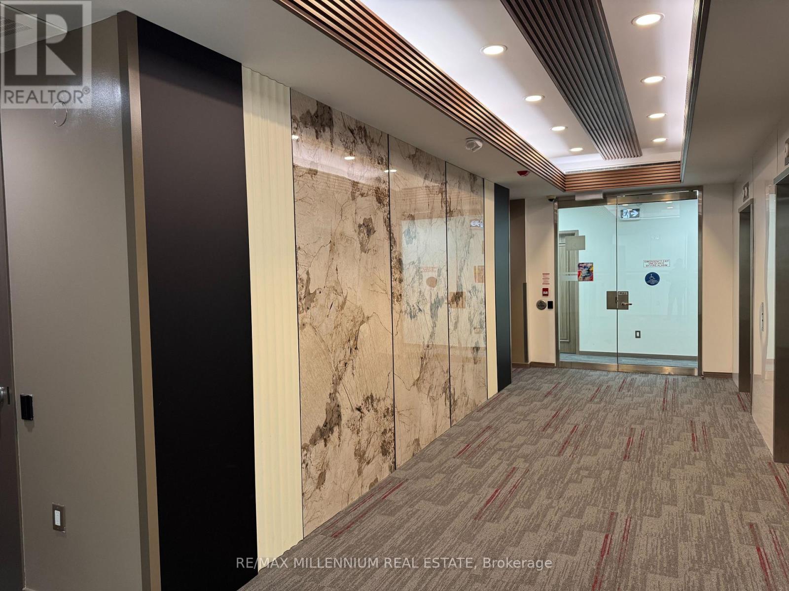 Photo 5 of 511 105 Gordon Baker Road E, Toronto ON