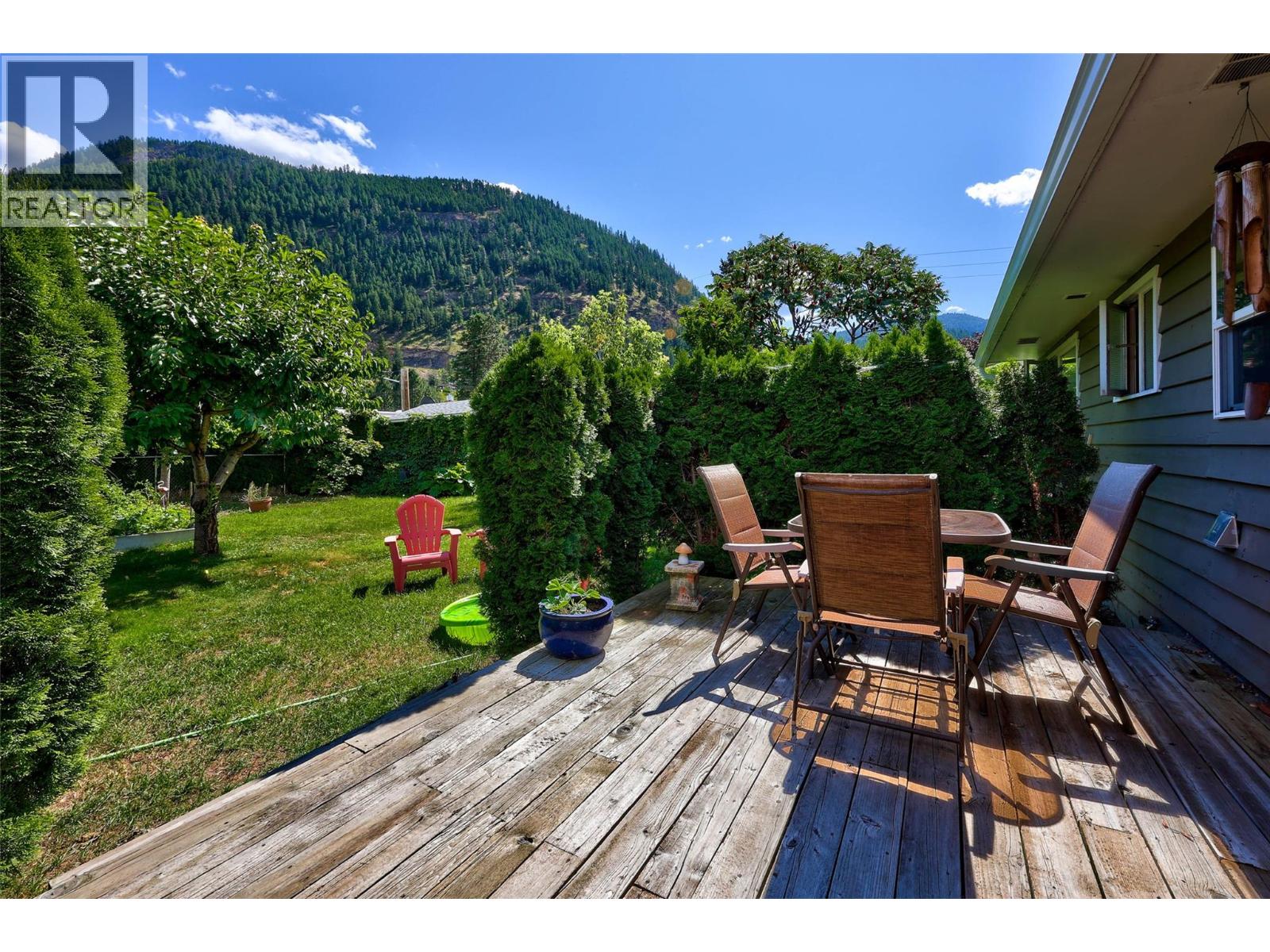 229 Lakeshore Drive, Chase