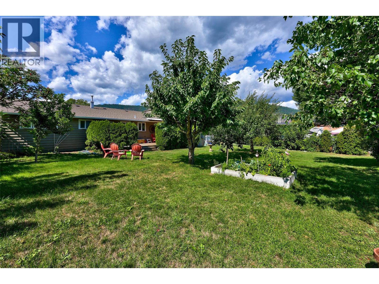 229 Lakeshore Drive, Chase