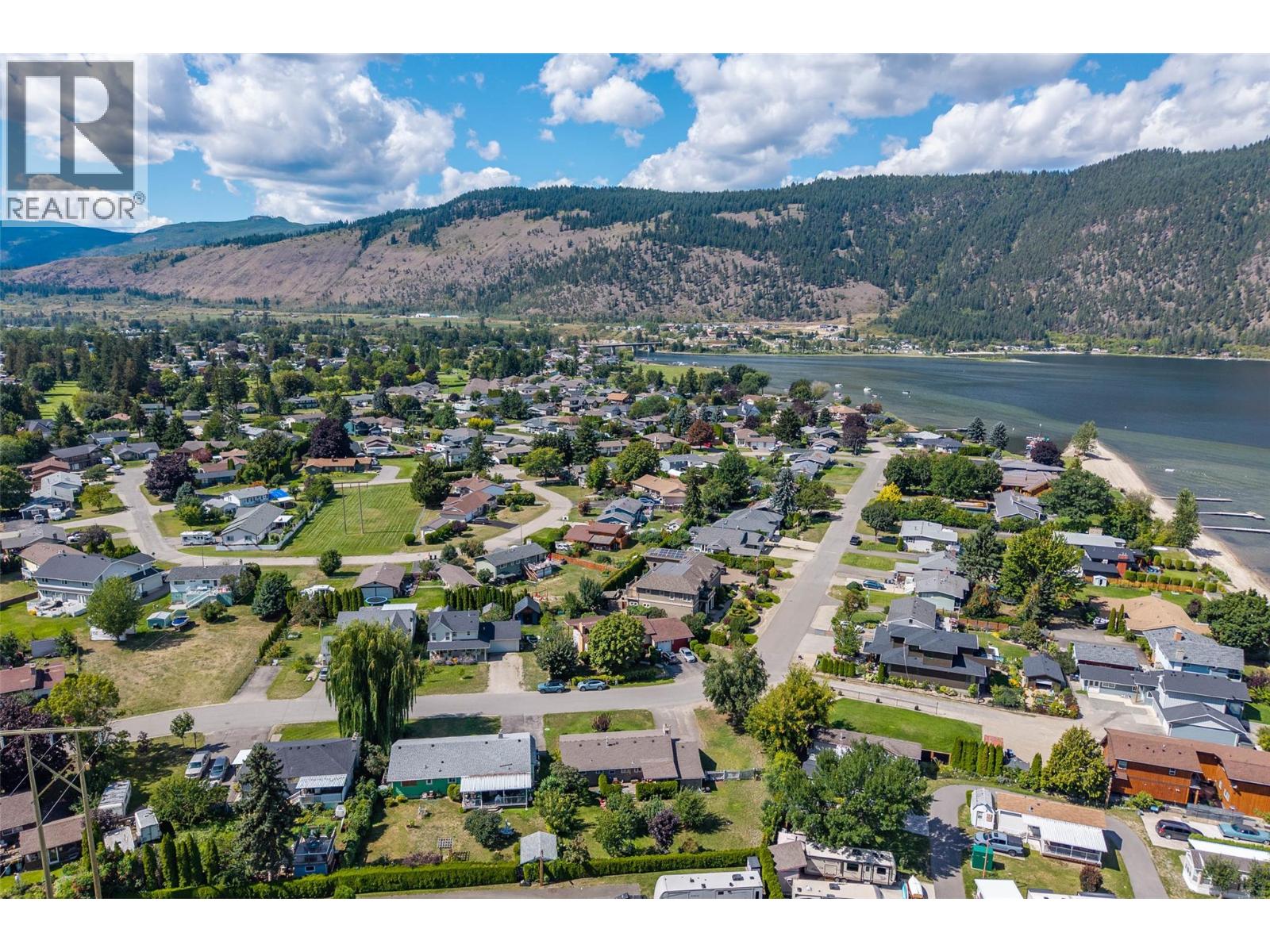 229 Lakeshore Drive, Chase