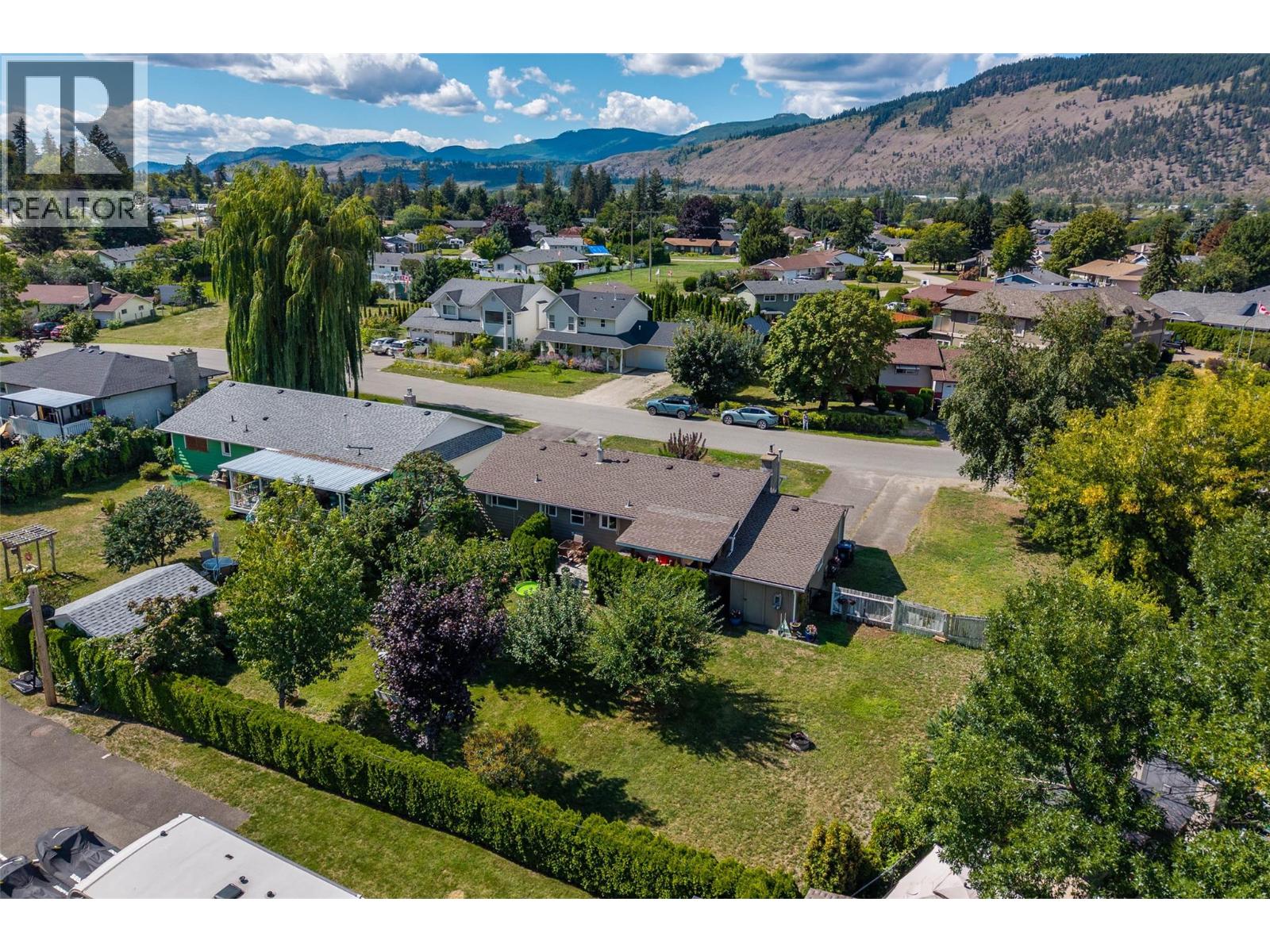 229 Lakeshore Drive, Chase