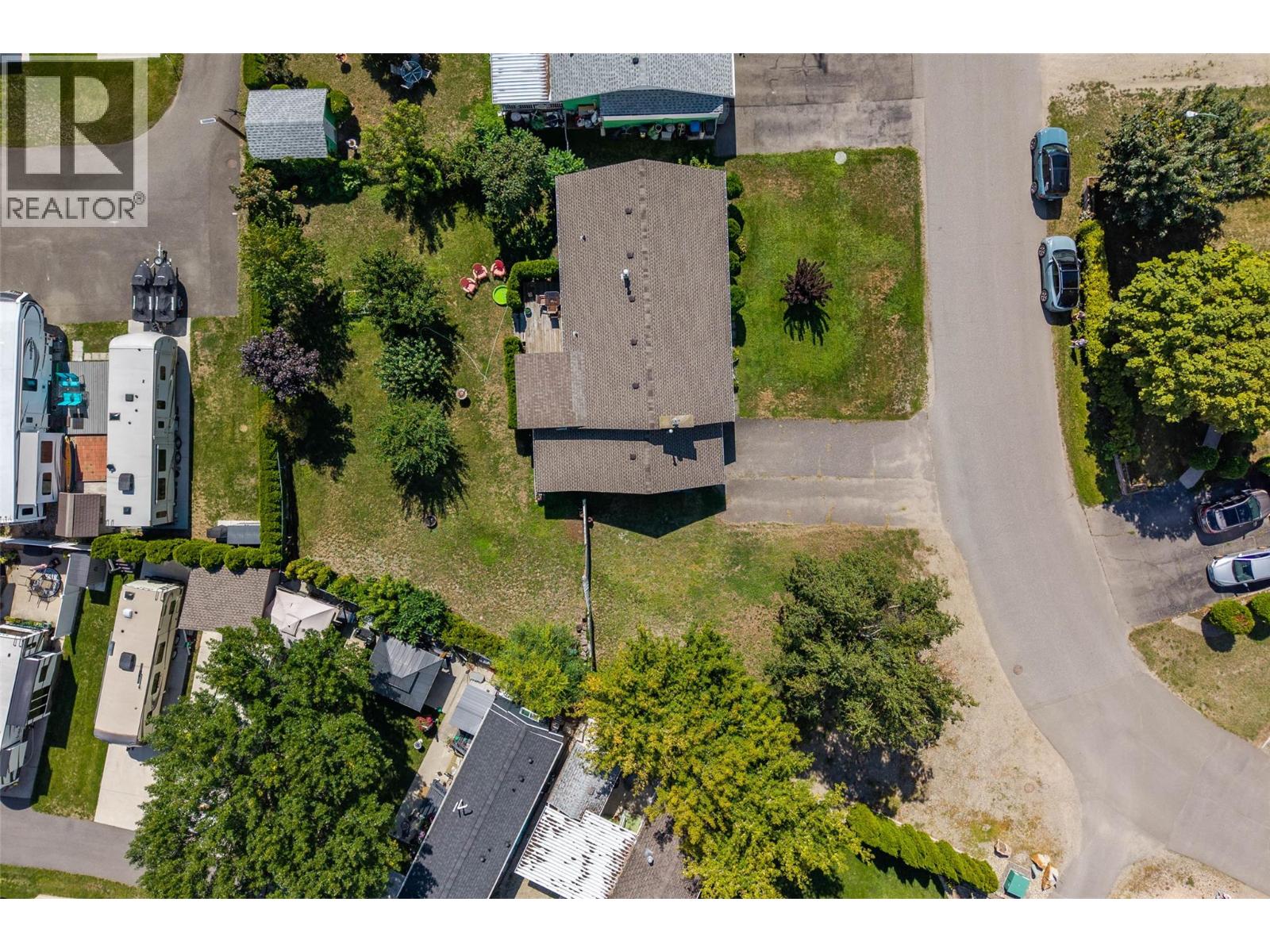 229 Lakeshore Drive, Chase