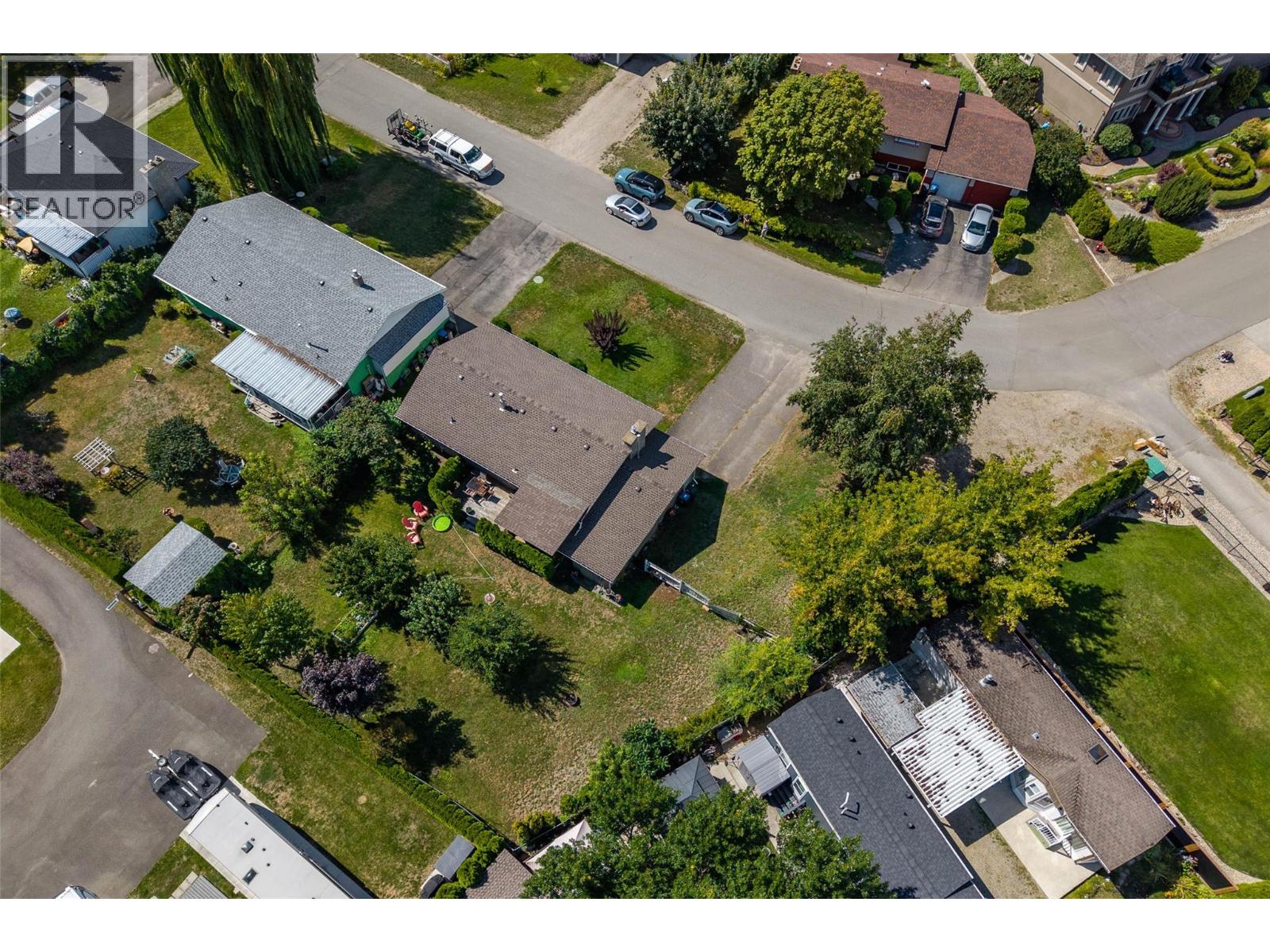 229 Lakeshore Drive, Chase