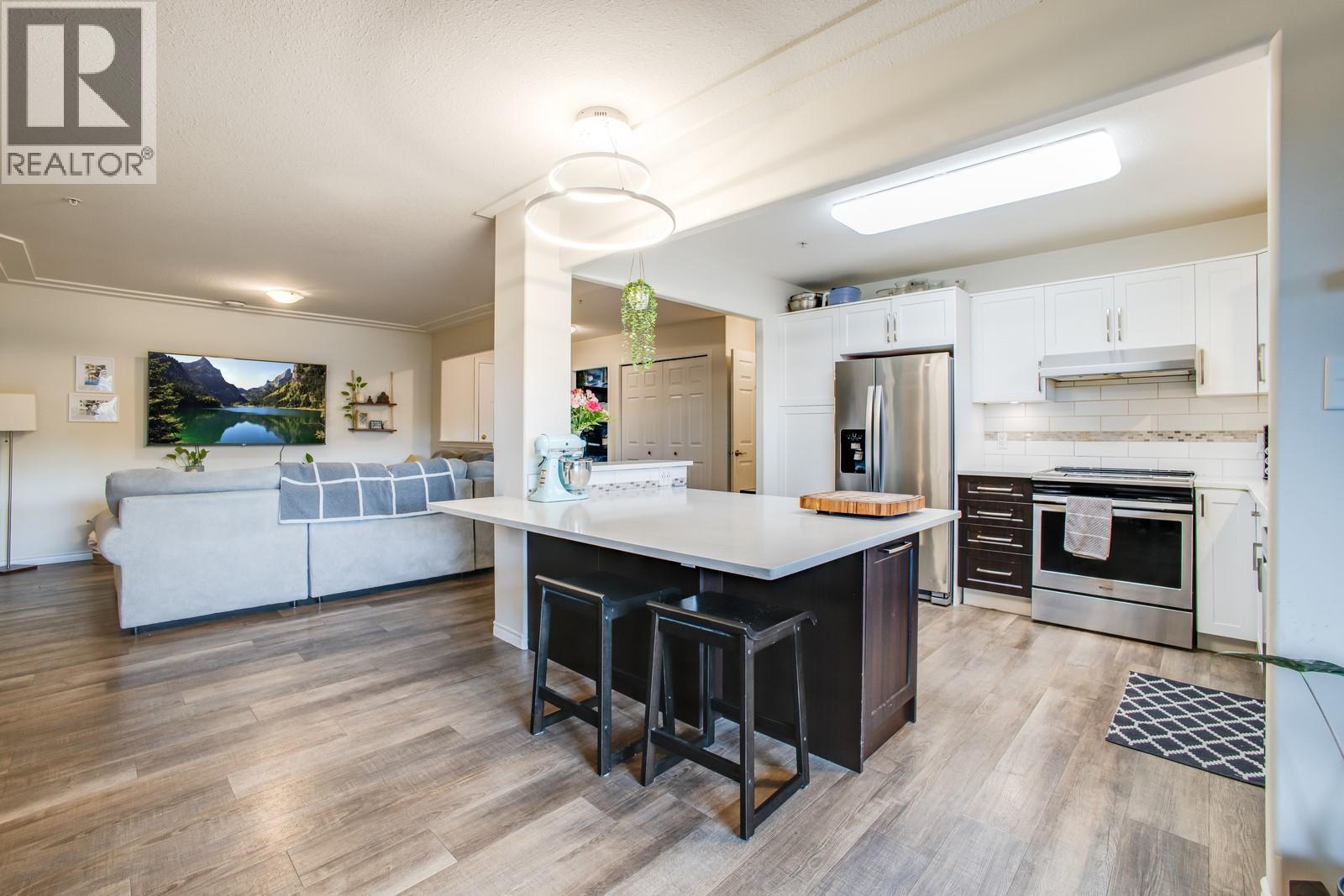 Photo 2 of 1966 Durnin Road Unit 104, Kelowna BC