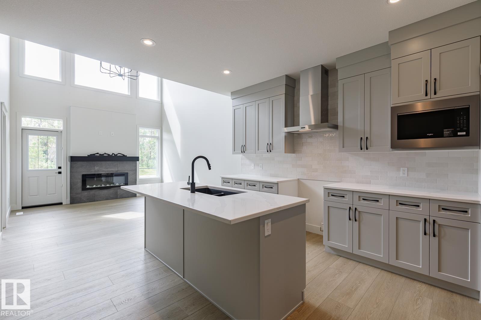 Photo 4 of 6235 175 Av Nw, Edmonton AB