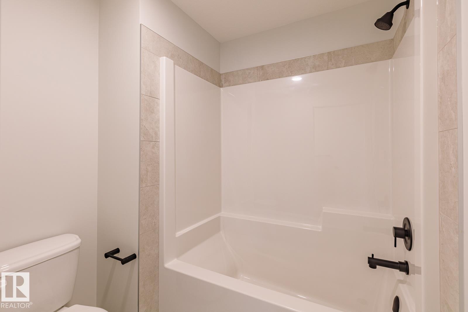 Photo 6 of 6235 175 Av Nw, Edmonton AB