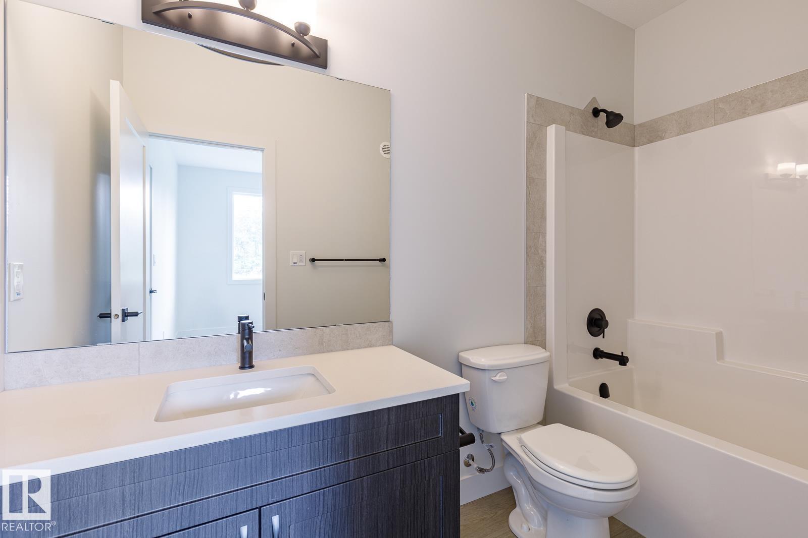 Photo 7 of 6235 175 Av Nw, Edmonton AB