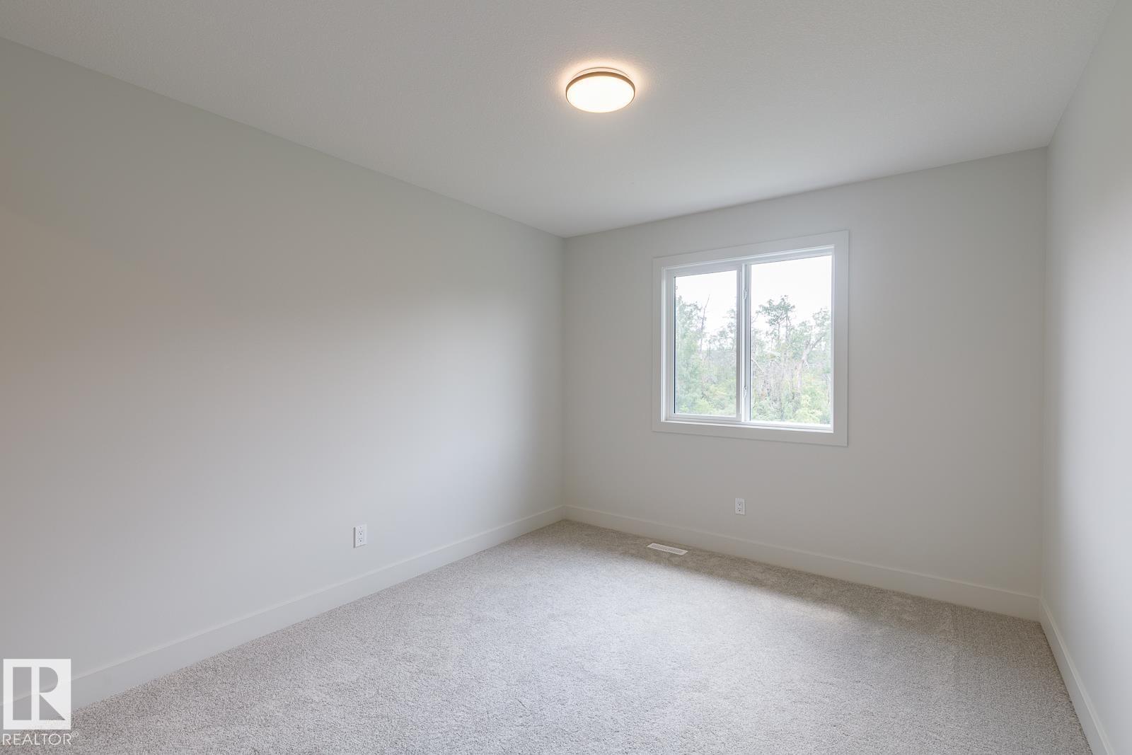 Photo 23 of 6235 175 Av Nw, Edmonton AB