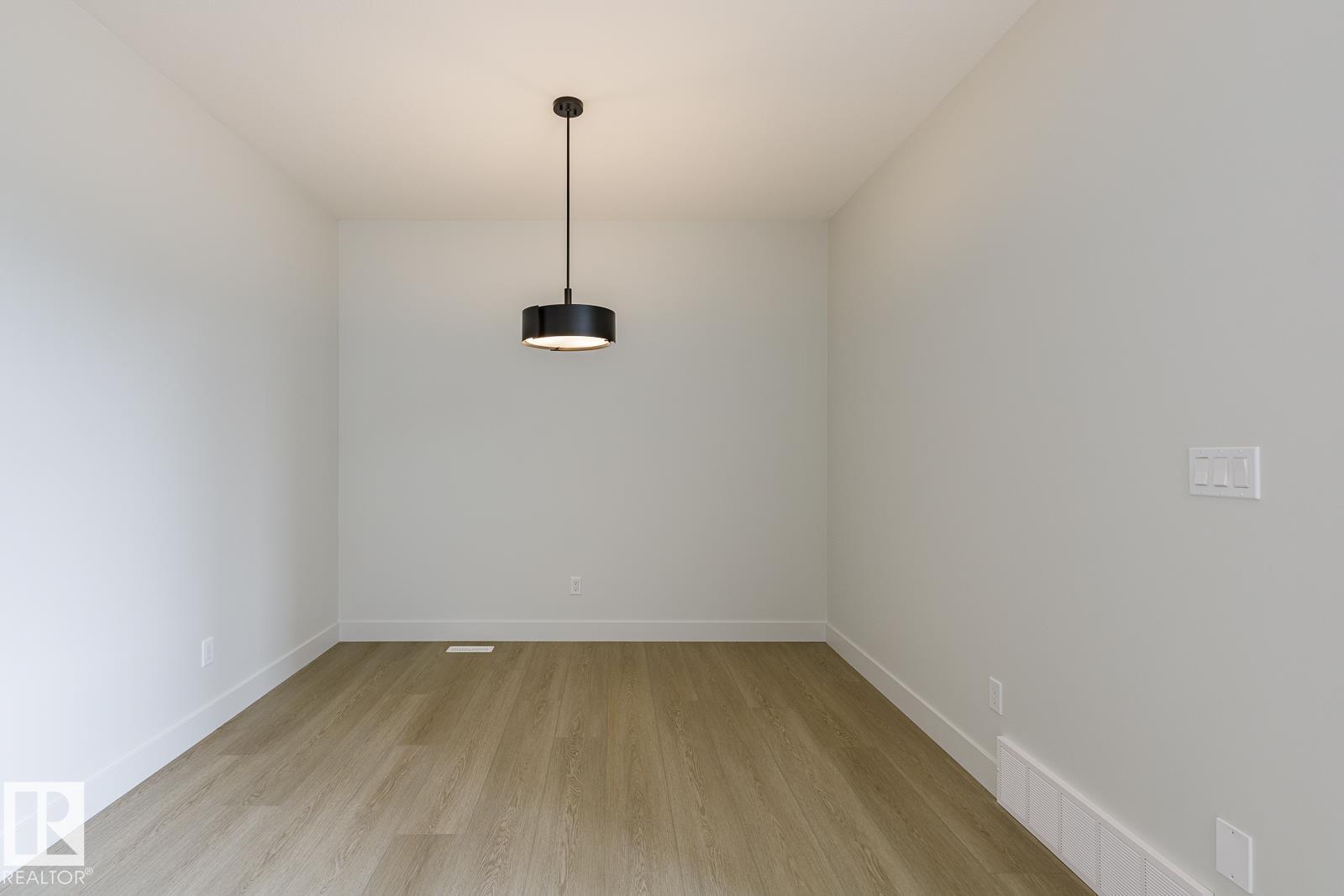 Photo 55 of 6235 175 Av Nw, Edmonton AB