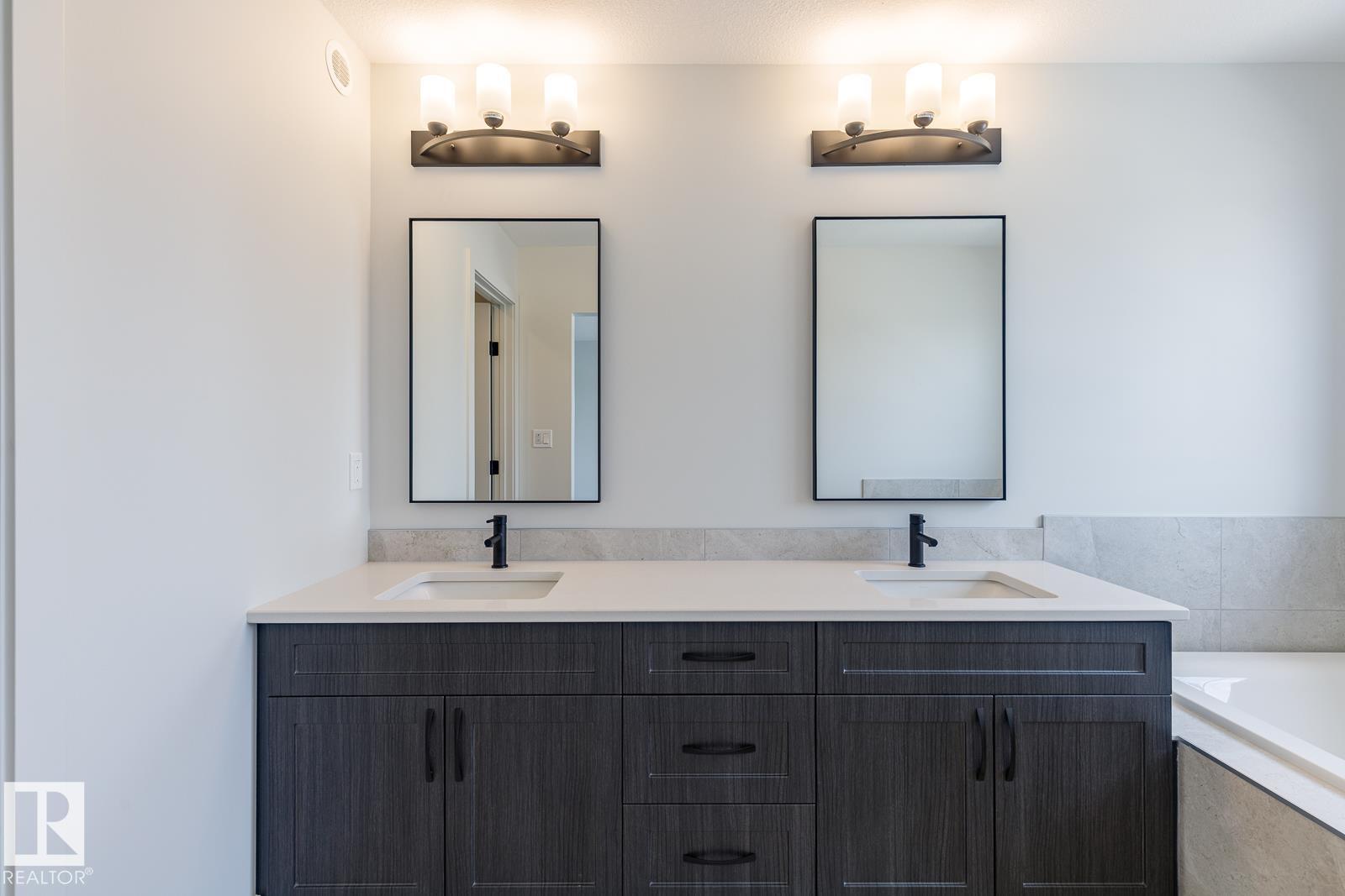 Photo 15 of 6235 175 Av Nw, Edmonton AB