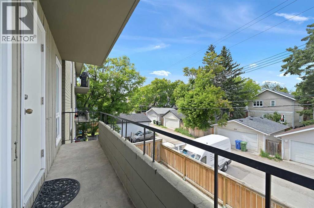 Single Family House for Sale in    Street SW Bankview Calgary 