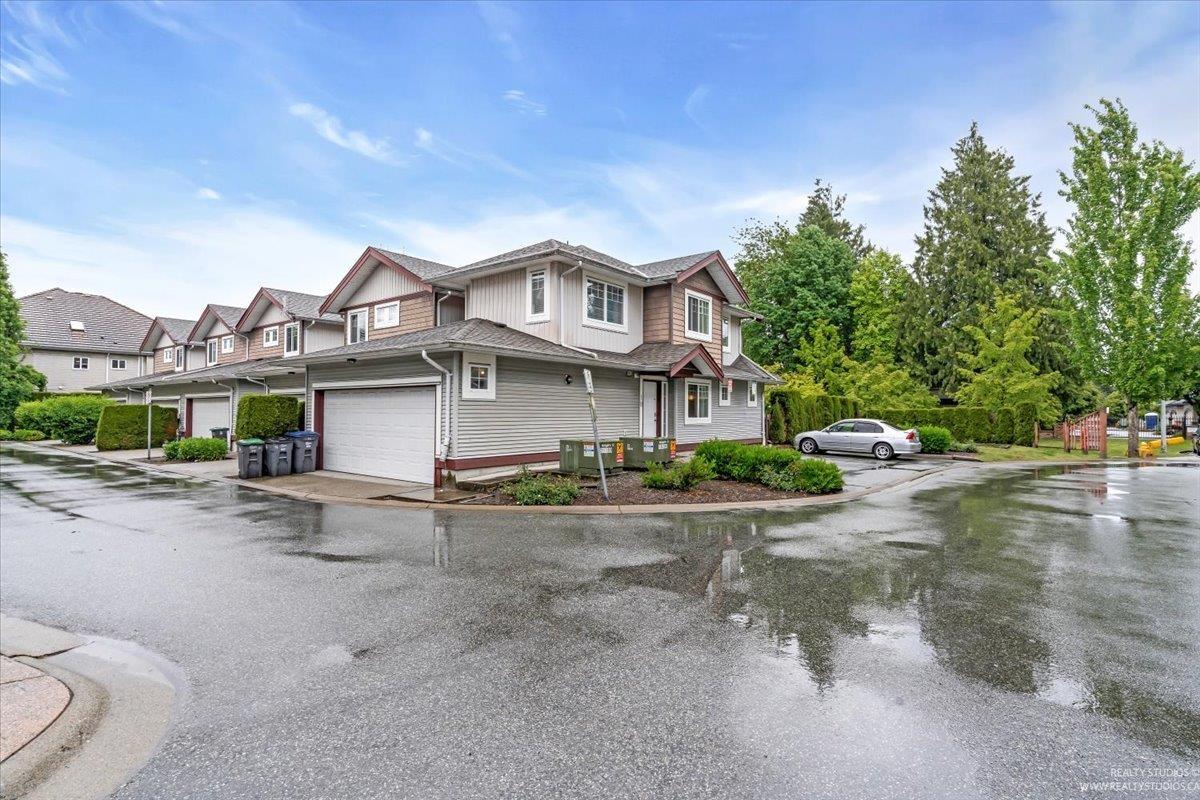 Photo 17 of 18 8255 120 A Street, Surrey BC