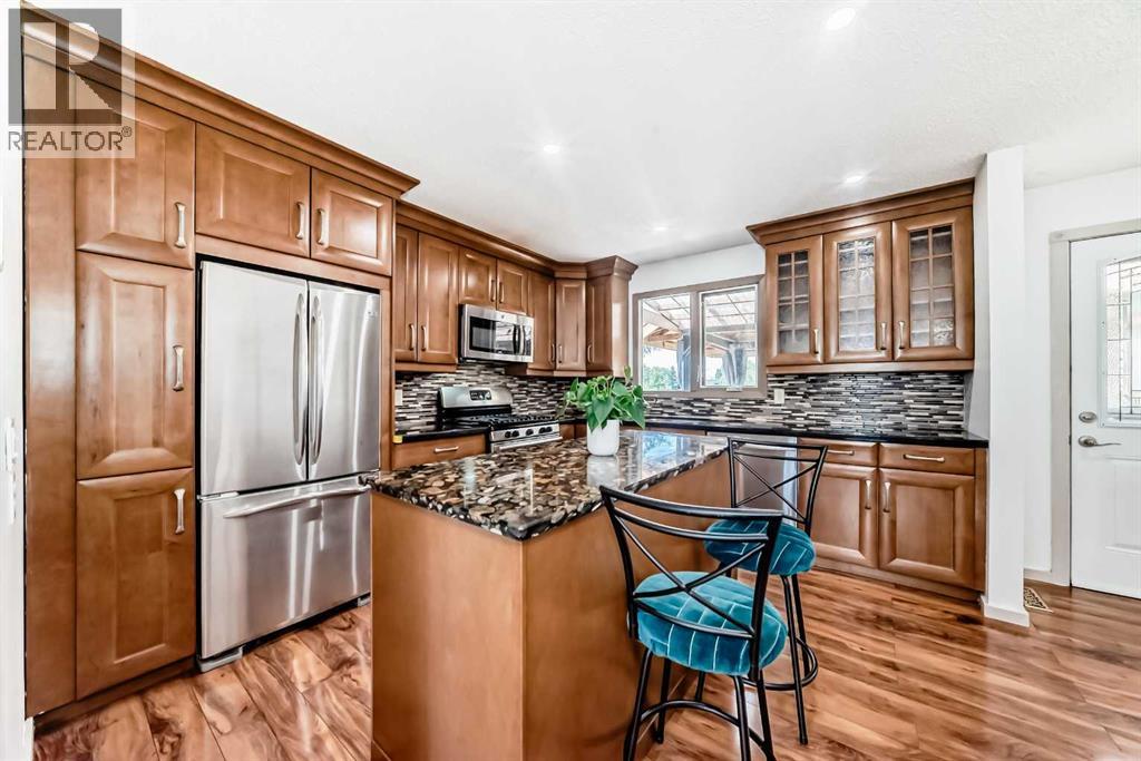 Photo 11 of 118 Ridgebrook Drive Sw, Airdrie AB