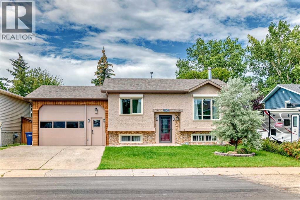 Photo 1 of 118 Ridgebrook Drive Sw, Airdrie AB