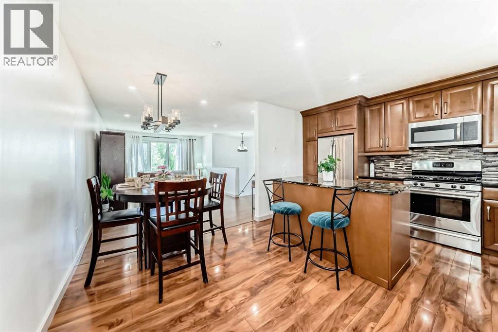 Photo 14 of 118 Ridgebrook Drive Sw, Airdrie AB