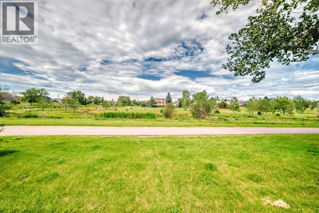Photo 47 of 118 Ridgebrook Drive Sw, Airdrie AB