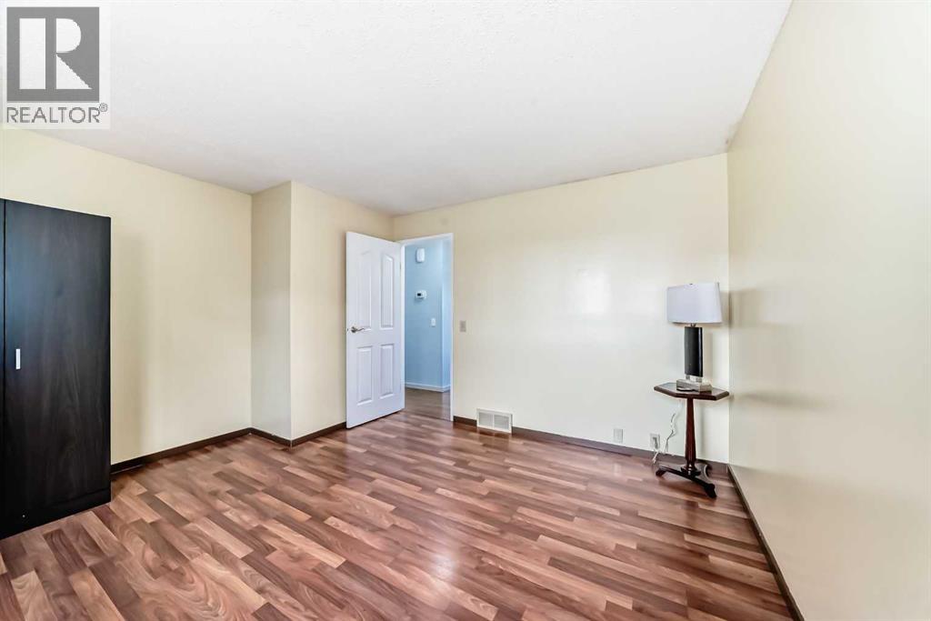 Photo 16 of 118 Ridgebrook Drive Sw, Airdrie AB