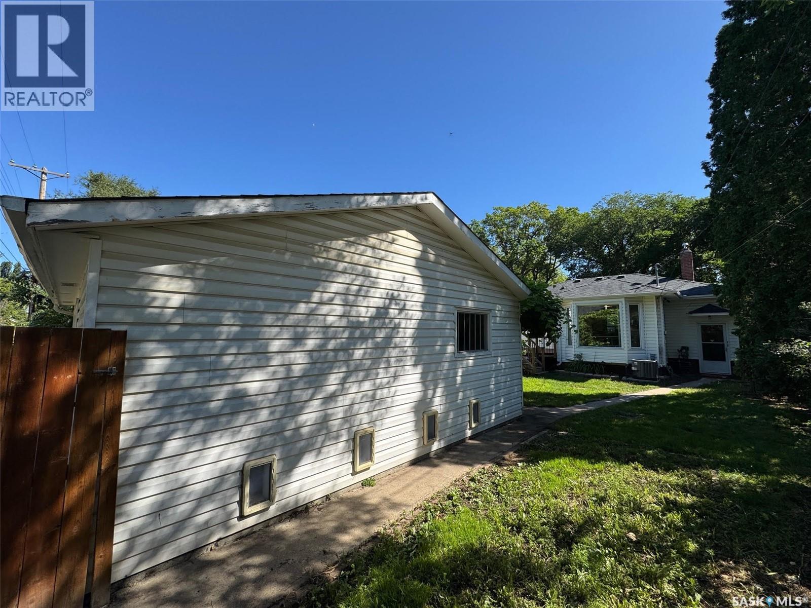 Photo 48 of 1406 Wiggins Avenue S, Saskatoon SK