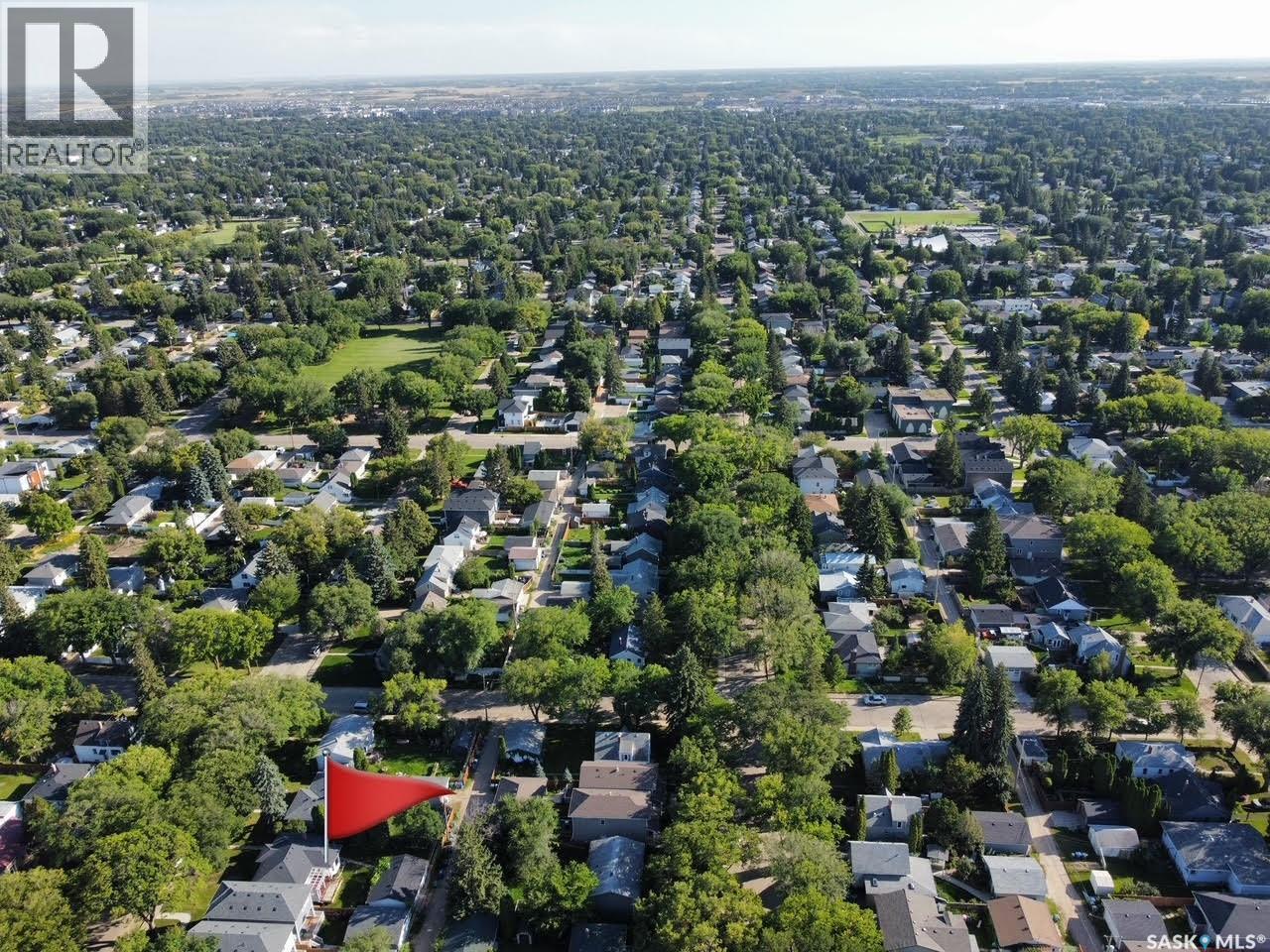 Photo 29 of 1406 Wiggins Avenue S, Saskatoon SK