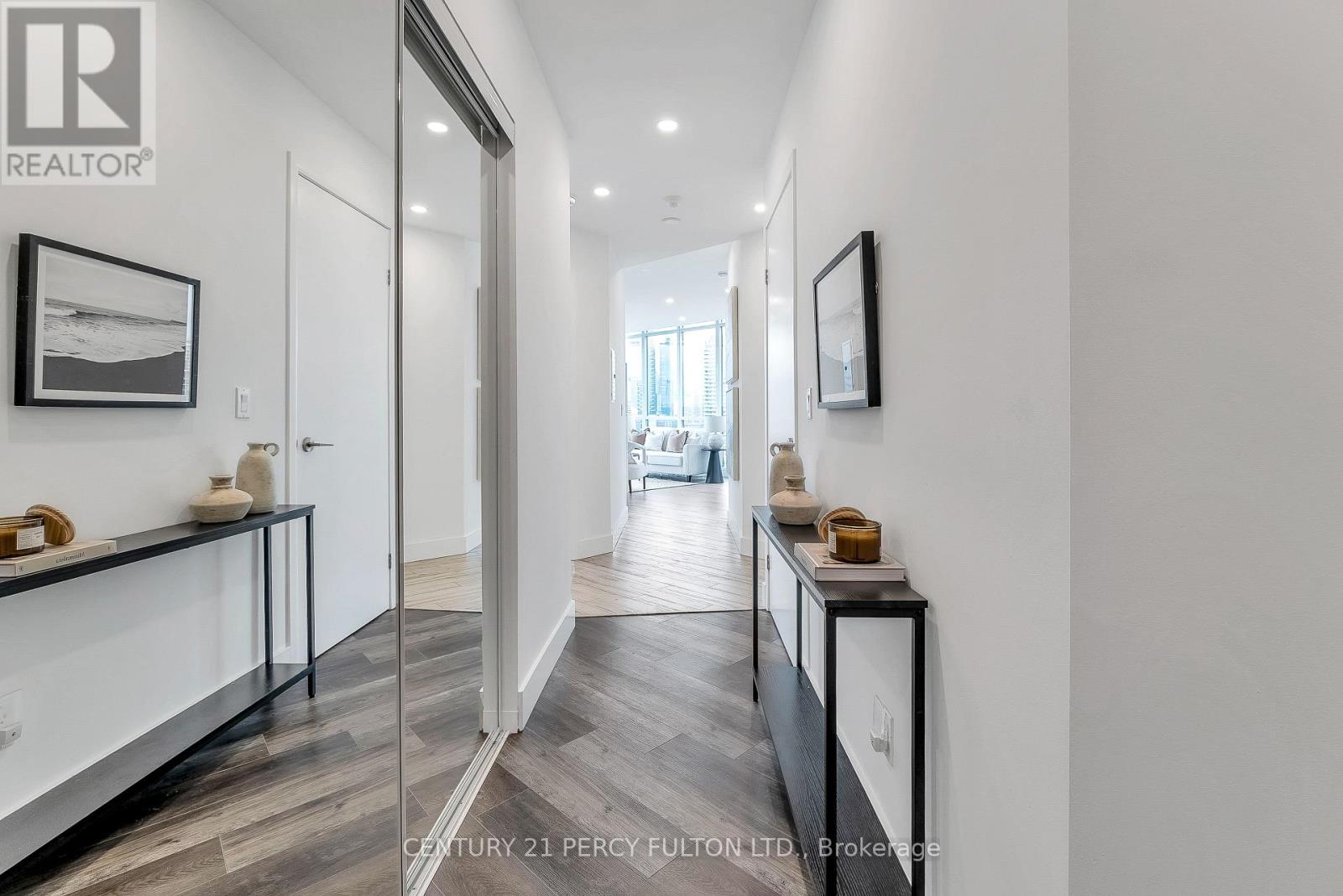 Photo 39 of 1663 209 Fort York Boulevard, Toronto ON