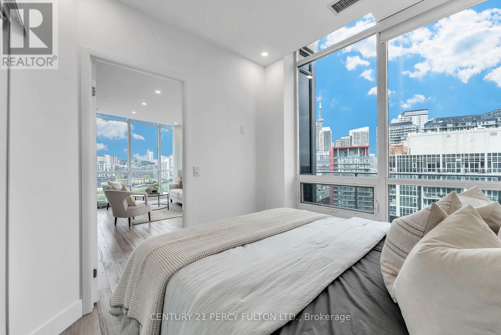 Photo 26 of 1663 209 Fort York Boulevard, Toronto ON