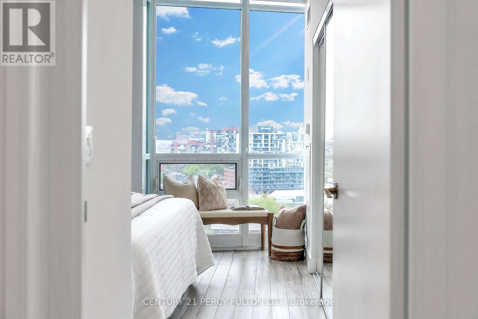 Photo 36 of 1663 209 Fort York Boulevard, Toronto ON