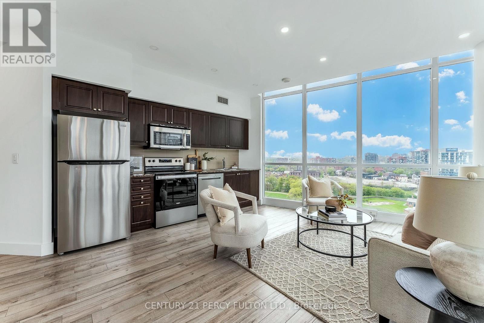 Photo 33 of 1663 209 Fort York Boulevard, Toronto ON
