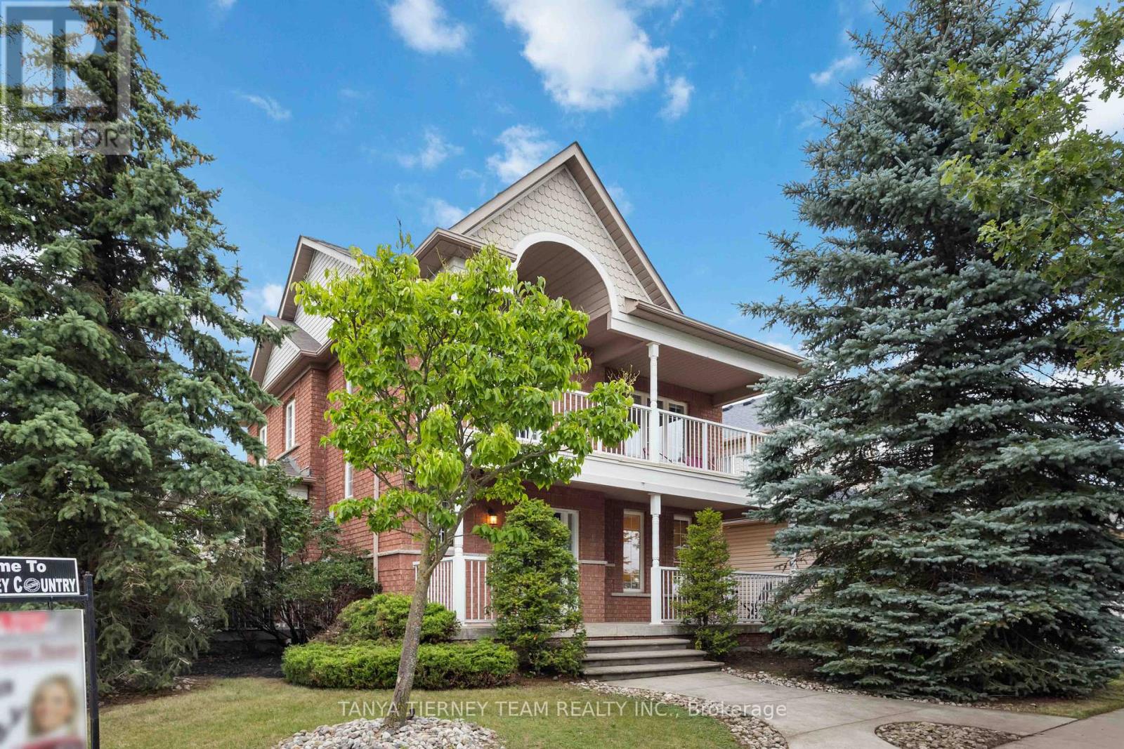 Photo 1 of 14 Amanda Avenue, Whitby ON