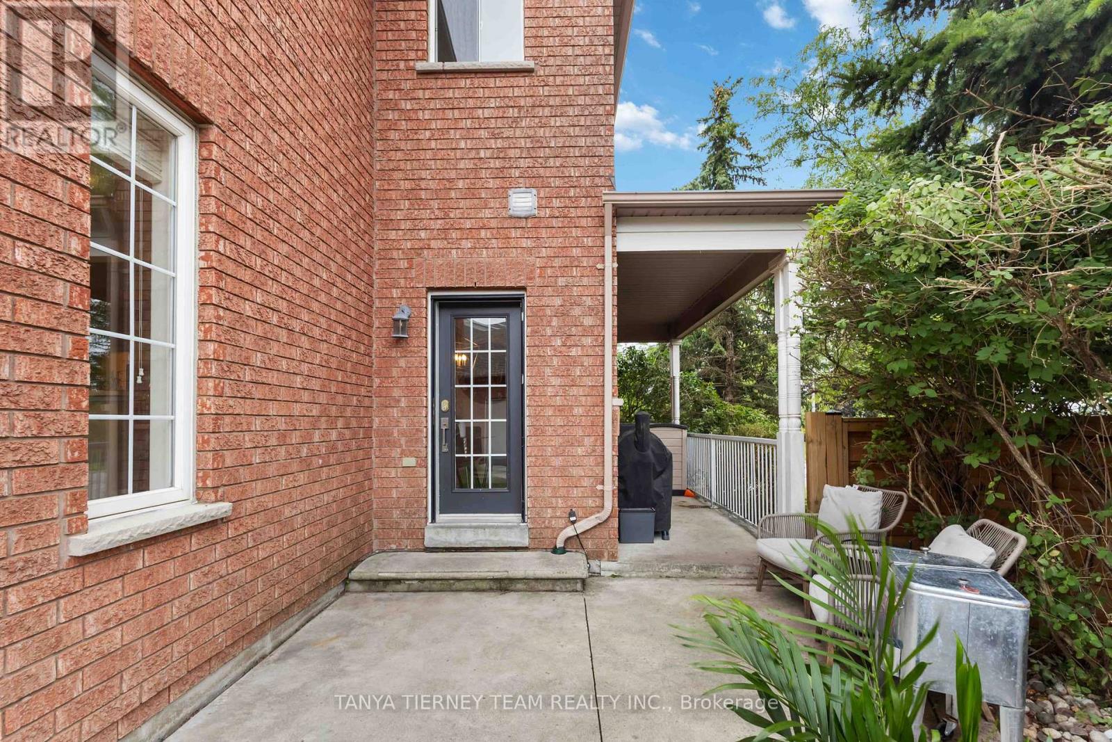 Photo 41 of 14 Amanda Avenue, Whitby ON