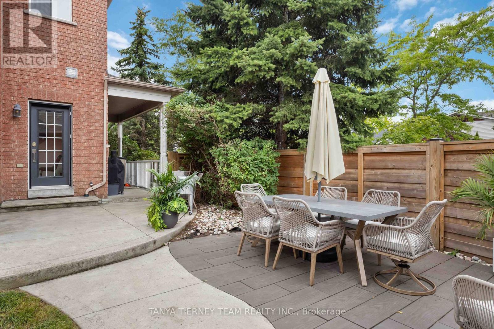 Photo 44 of 14 Amanda Avenue, Whitby ON