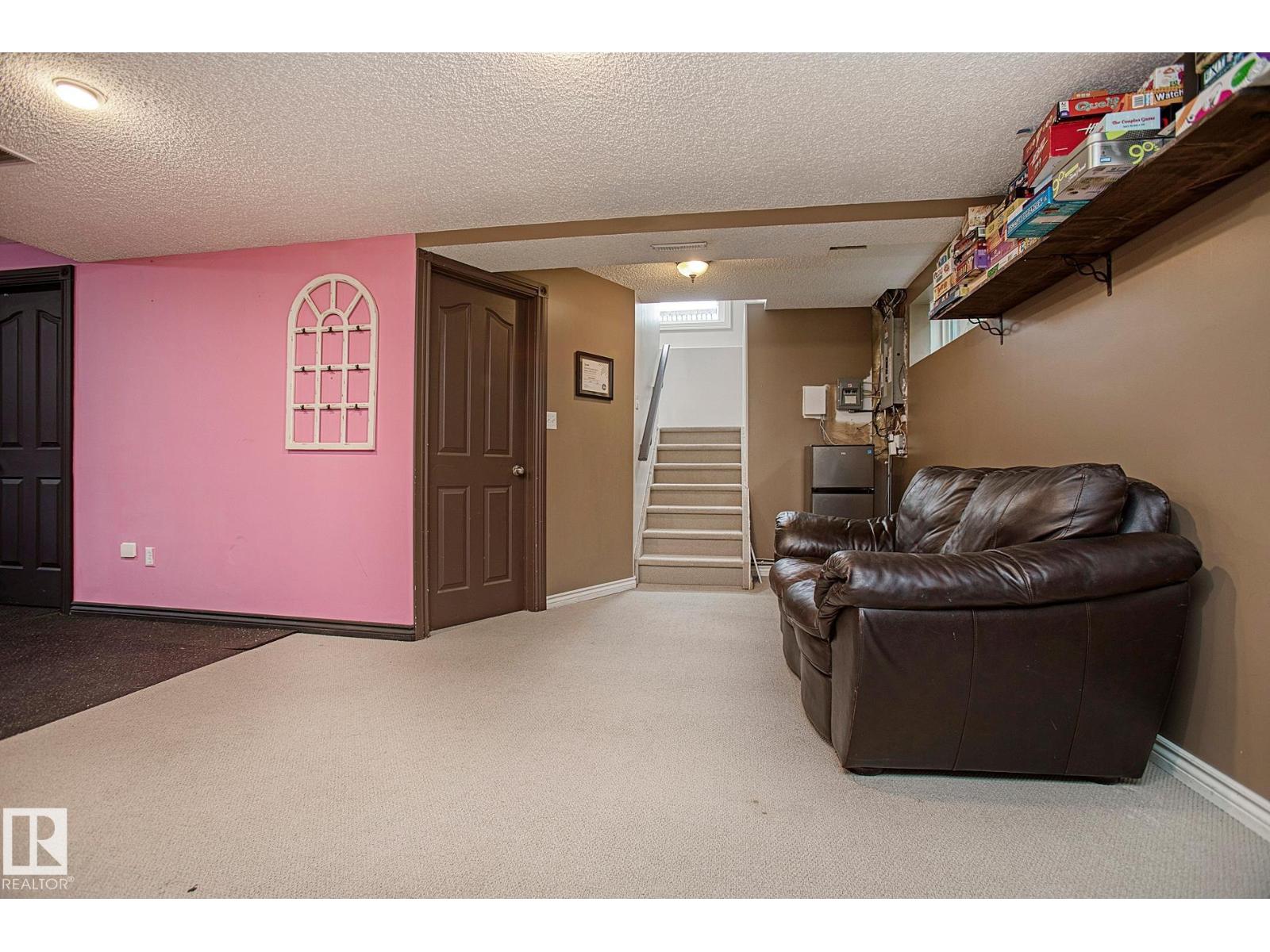 Photo 15 of 67 Westview Cr, Calmar AB