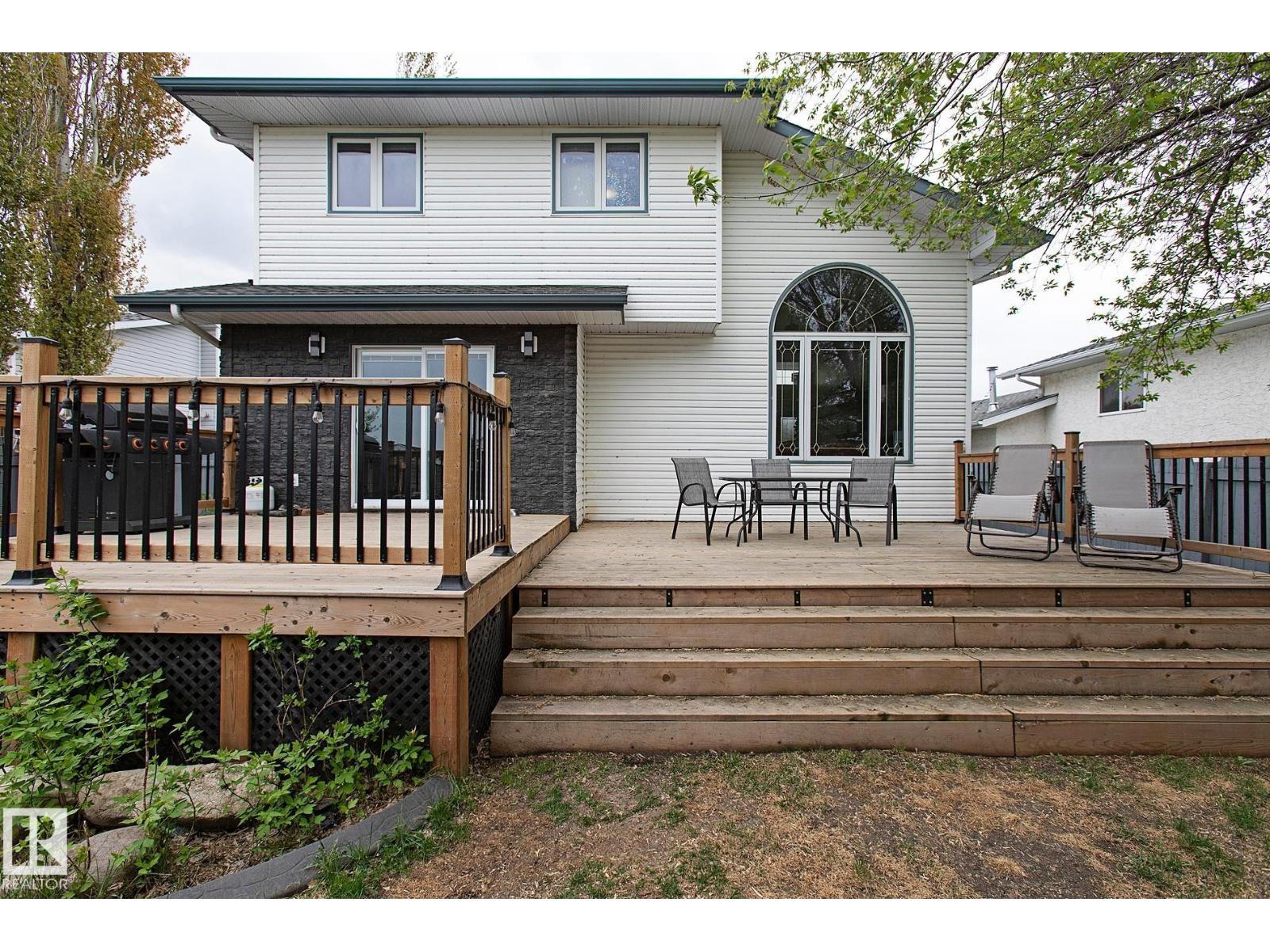 Photo 7 of 67 Westview Cr, Calmar AB