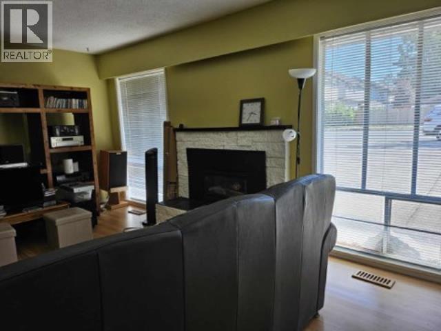 19435 PARK ROAD, Pitt Meadows