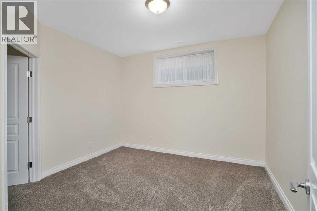 Photo 27 of 26 Parson Drive, Sylvan Lake AB
