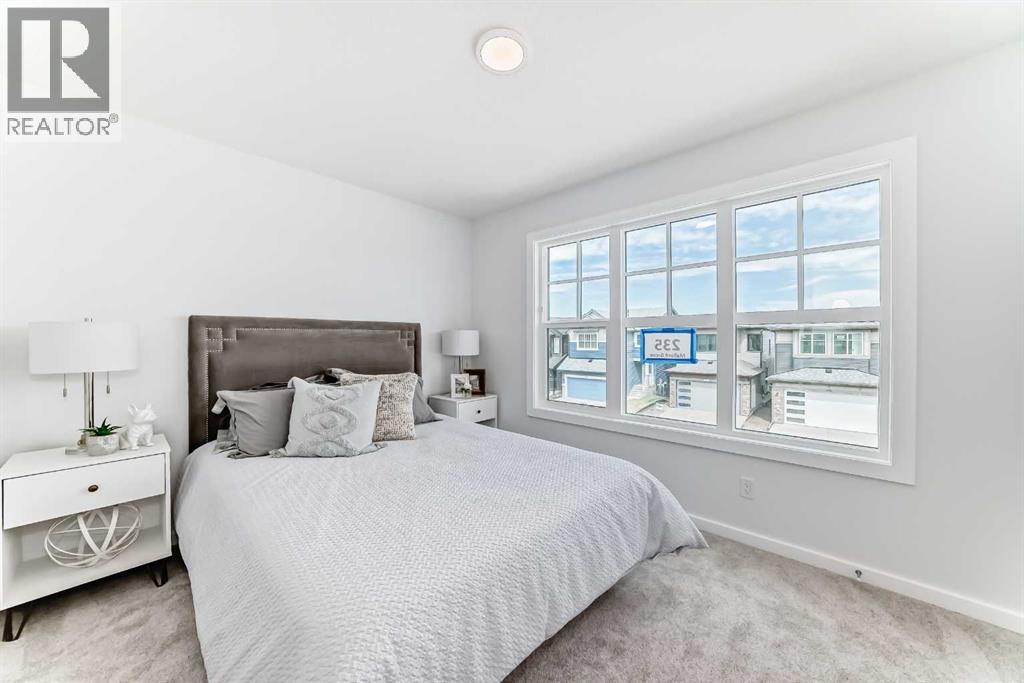Single Family House for Sale in  Mallard Grove SE Rangeview Calgary 