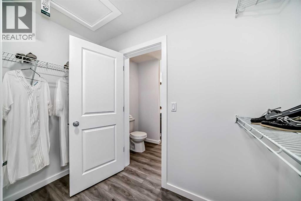 Single Family House for Sale in  Mallard Grove SE Rangeview Calgary 