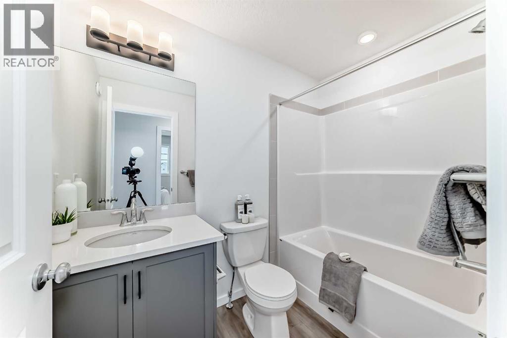 Single Family House for Sale in  Mallard Grove SE Rangeview Calgary 