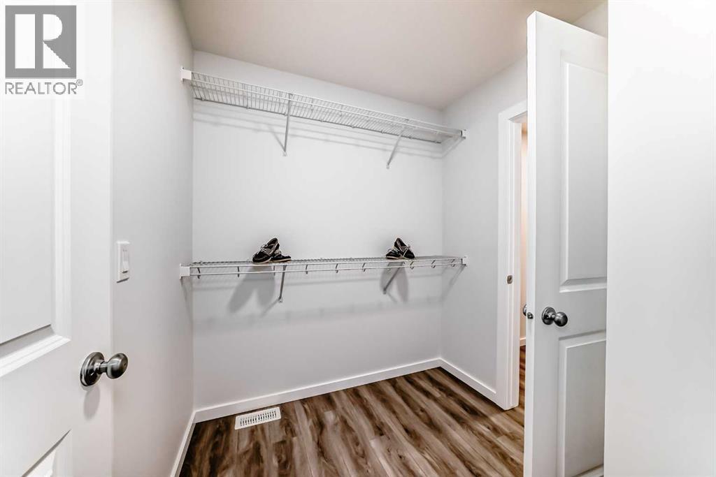 Single Family House for Sale in  Mallard Grove SE Rangeview Calgary 