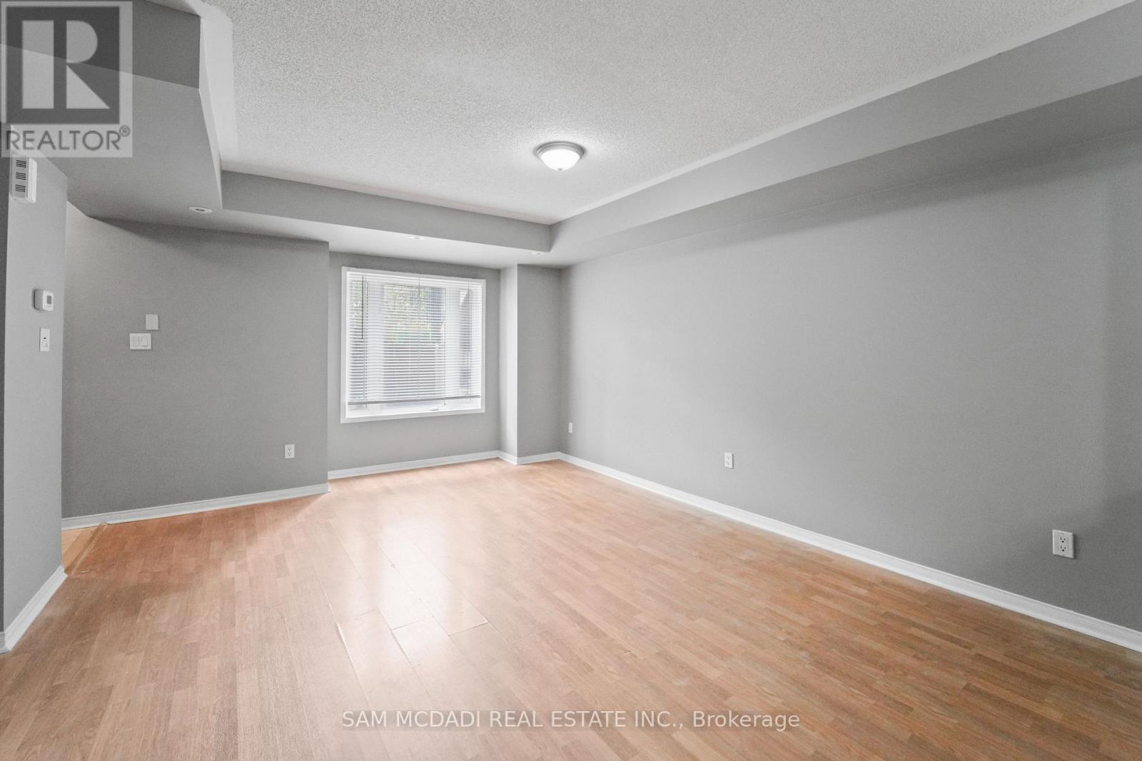 Photo 12 of 170 310 John Street, Markham ON