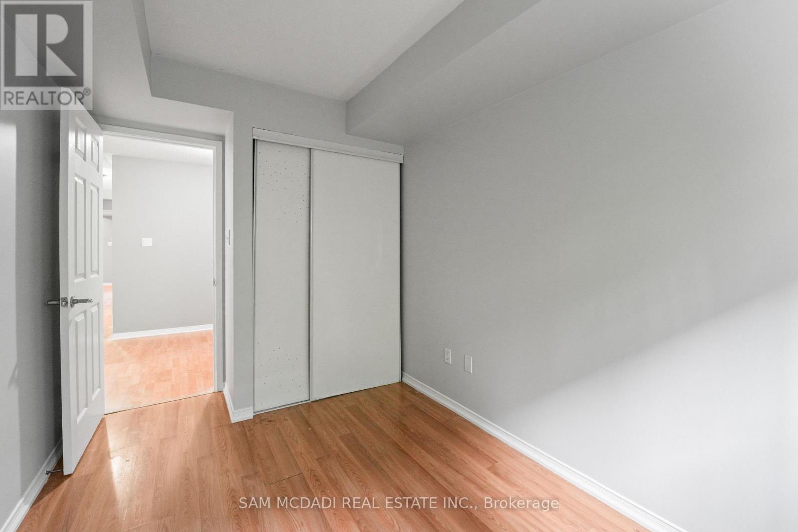 Photo 5 of 170 310 John Street, Markham ON