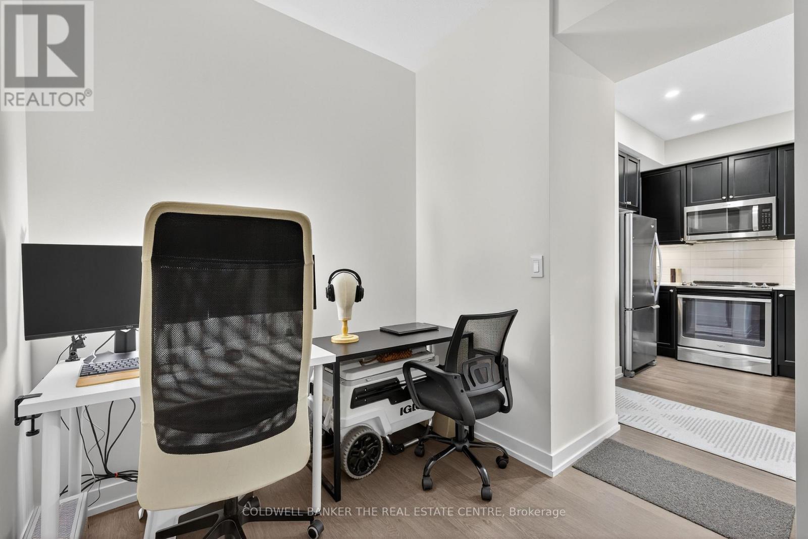 Photo 8 of 351 555 William Graham Drive, Aurora ON